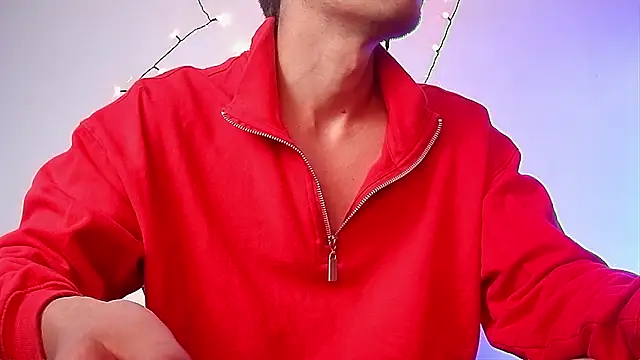 nicolatinboy online show from February 13, 2026, 9:04 pm