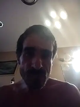 bigjohnson2914 online show from June 25, 2026, 9:42 pm