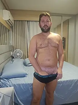 Snapshot of RipMyUnderwear chatting on February 17, 2026, 8:17 pm RipMyUnderwear online show from February 17, 2026, 8:17 pm