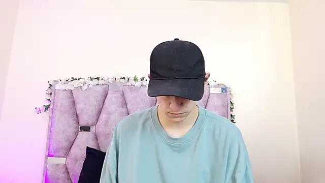 iris and damian online show from February 26, 2026, 5:13 pm