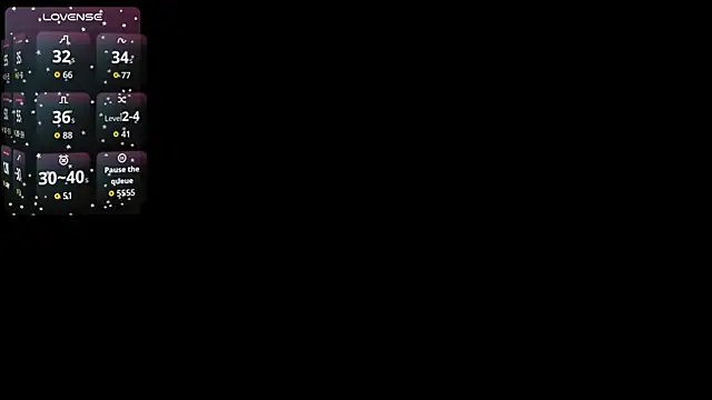 CloeMoon online show from June 25, 2026, 5:12 am
