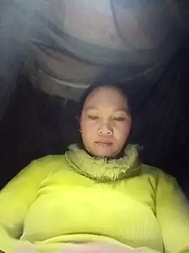 ava-dellght online show from December 3, 2025, 10:09 pm