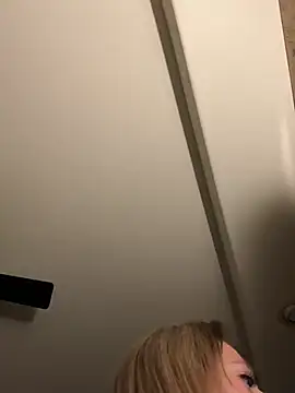 MissyLovelace online show from February 14, 2026, 12:27 pm