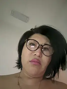 luckybaby666999 online show from June 25, 2026, 11:10 pm