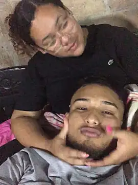 modeloxtz online show from January 13, 2026, 8:57 pm