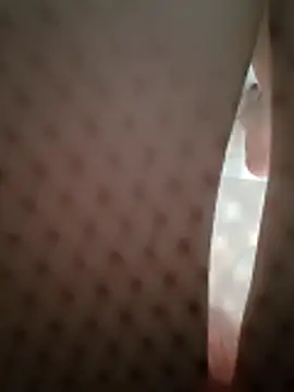 Baby-Linh online show from May 6, 2026, 5:11 am