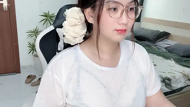 Snapshot of Ni-Ni_2K chatting on July 5, 2026, 6:53 am Ni-Ni 2K online show from July 5, 2026, 6:53 am