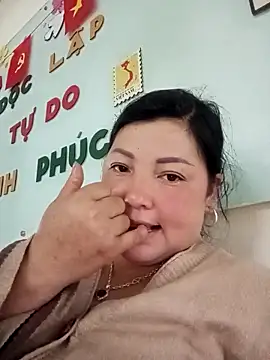 sary-hot2x online show from April 27, 2026, 11:03 pm