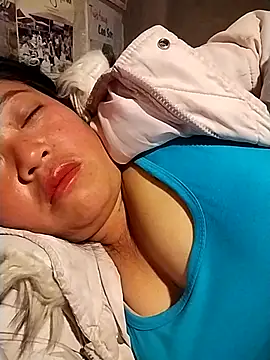 AlilaK2 online show from December 22, 2025, 8:42 pm