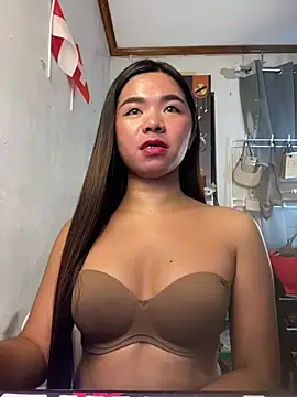 Snapshot of voganmarie chatting on June 24, 2026, 2:48 pm voganmarie online show from June 24, 2026, 2:48 pm