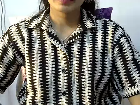 Snapshot of Shab_M chatting on March 15, 2026, 3:19 pm Shab M online show from March 15, 2026, 3:19 pm