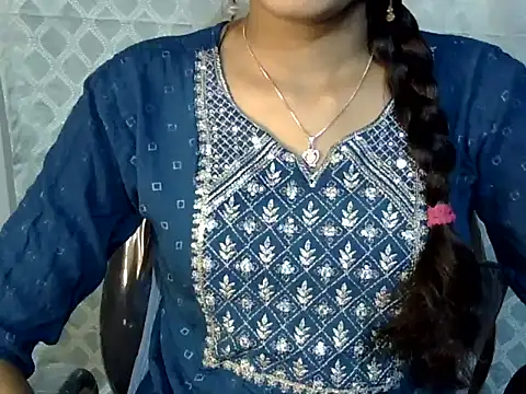 Snapshot of Shab_M chatting on February 25, 2026, 5:13 pm Shab M online show from February 25, 2026, 5:13 pm