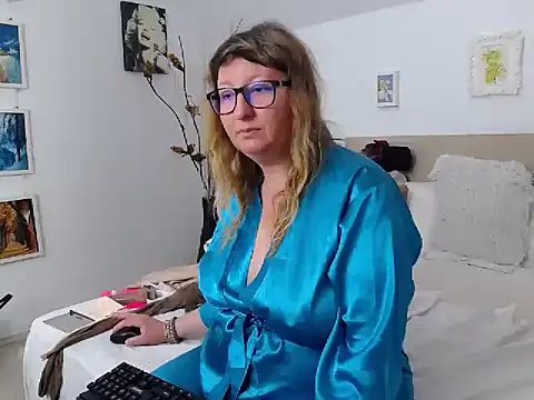 OlgaPavlova online show from April 30, 2026, 11:50 am