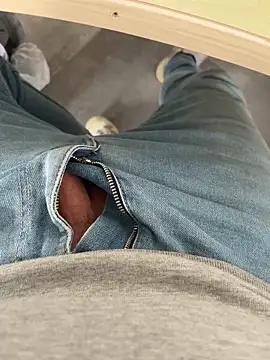 Snapshot of Dodo2223 chatting on February 10, 2026, 2:16 pm Dodo2223 online show from February 10, 2026, 2:16 pm