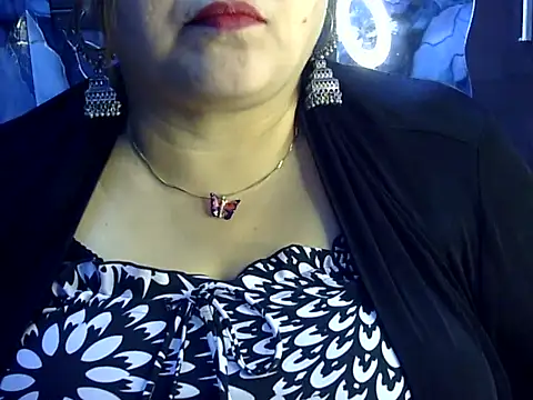 Soniya Sha online show from July 2, 2026, 8:53 am