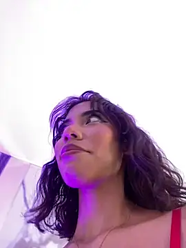 BellaHarpeer online show from February 10, 2026, 7:57 pm