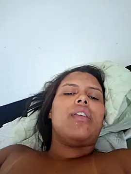 Snapshot of Pretinha08001 chatting on December 21, 2025, 1:46 pm Pretinha08001 online show from December 21, 2025, 1:46 pm