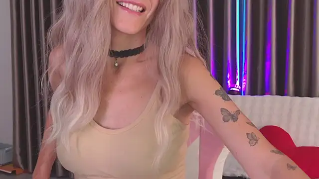 betty xoxoo online show from April 30, 2026, 11:17 am