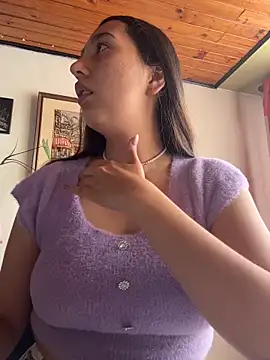 Snapshot of Alix_Rousses21 chatting on March 15, 2026, 6:26 pm Alix Rousses21 online show from March 15, 2026, 6:26 pm