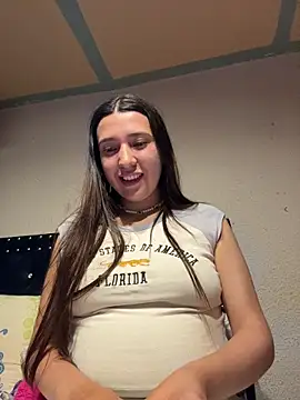 Snapshot of Alix_Rousses21 chatting on January 6, 2026, 5:33 am Alix Rousses21 online show from January 6, 2026, 5:33 am