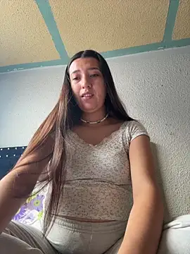 Snapshot of Alix_Rousses21 chatting on January 10, 2026, 7:09 pm Alix Rousses21 online show from January 10, 2026, 7:09 pm