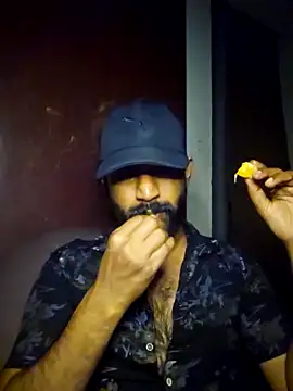 Snapshot of Bigkannan chatting on February 24, 2026, 9:04 pm Bigkannan online show from February 24, 2026, 9:04 pm