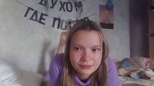 EvgeniyXAnna online show from June 25, 2026, 9:36 am