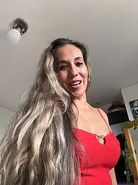 sandrafarrely online show from April 24, 2026, 4:20 pm
