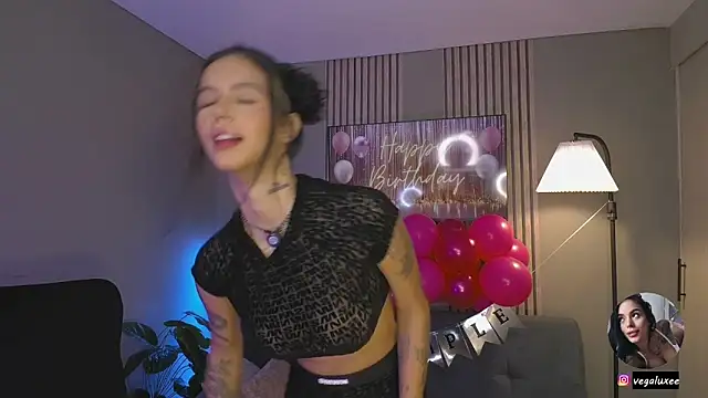 VegaLuxe online show from March 21, 2026, 3:27 pm