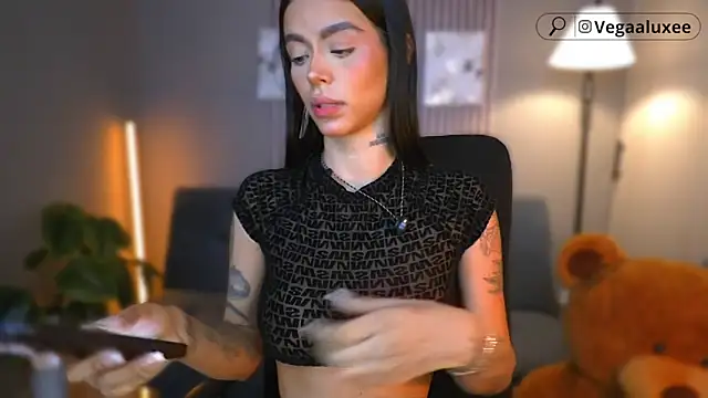 VegaLuxe online show from May 29, 2026, 1:39 pm