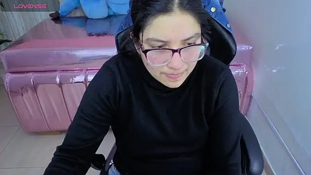 eva smit t online show from March 17, 2026, 2:25 am