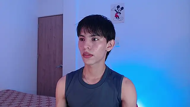 andrew courtzz online show from May 7, 2026, 7:17 pm