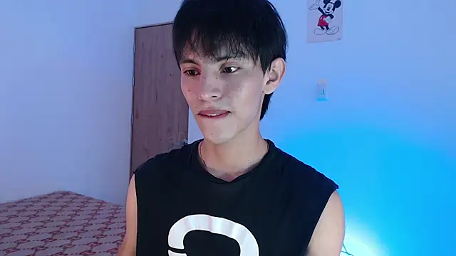 andrew courtzz online show from May 12, 2026, 6:25 pm