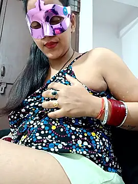 Snapshot of Shivani_hotty chatting on March 21, 2026, 4:44 pm Shivani hotty online show from March 21, 2026, 4:44 pm