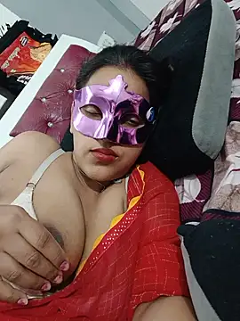 Shivani hotty online show from May 31, 2026, 6:09 pm