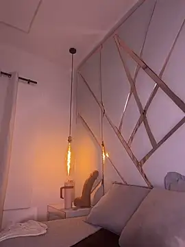 Sophie-velvet online show from July 7, 2026, 7:39 pm
