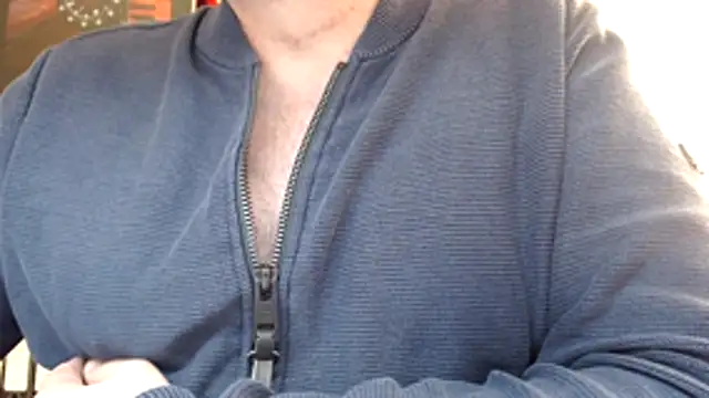 xm0rtix online show from April 10, 2026, 8:32 am