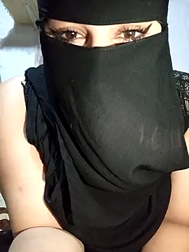 Snapshot of -Batta- chatting on February 25, 2026, 9:03 pm -Batta- online show from February 25, 2026, 9:03 pm