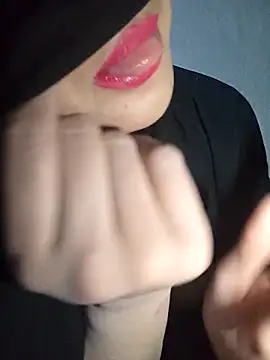 Snapshot of -Batta- chatting on March 9, 2026, 10:13 pm -Batta- online show from March 9, 2026, 10:13 pm