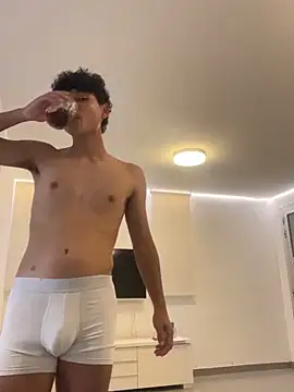 OnlyTyroone online show from April 7, 2026, 7:04 pm