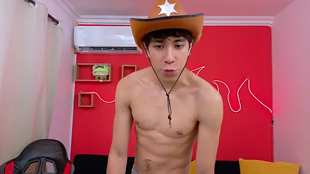 Neo Twink online show from July 28, 2026, 7:15 pm