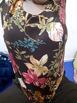 Snapshot of Riya_rani8 chatting on February 22, 2026, 1:35 pm Riya rani8 online show from February 22, 2026, 1:35 pm