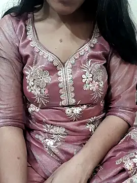 Snapshot of Riya_rani8 chatting on March 8, 2026, 2:04 am Riya rani8 online show from March 8, 2026, 2:04 am