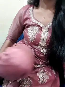 Snapshot of Riya_rani8 chatting on March 7, 2026, 3:28 pm Riya rani8 online show from March 7, 2026, 3:28 pm