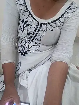 Snapshot of Riya_rani8 chatting on April 2, 2026, 5:41 pm Riya rani8 online show from April 2, 2026, 5:41 pm