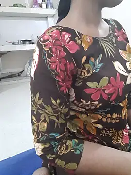 Snapshot of Riya_rani8 chatting on February 15, 2026, 3:44 pm Riya rani8 online show from February 15, 2026, 3:44 pm