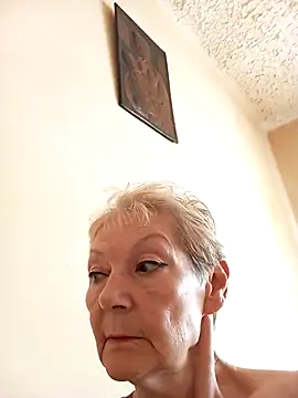 Snapshot of Calypso-Loove chatting on July 16, 2026, 7:38 am Calypso-Loove online show from July 16, 2026, 7:38 am