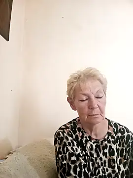 Snapshot of Calypso-Loove chatting on July 2, 2026, 1:28 pm Calypso-Loove online show from July 2, 2026, 1:28 pm