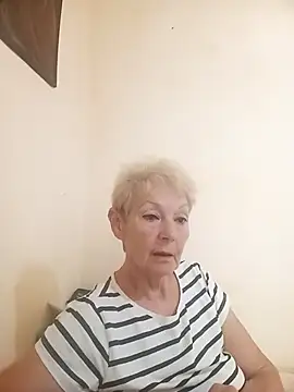 Snapshot of Calypso-Loove chatting on June 29, 2026, 8:21 am Calypso-Loove online show from June 29, 2026, 8:21 am