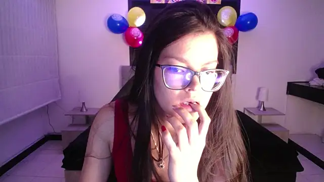 Sara valderrama  online show from June 20, 2026, 10:53 am